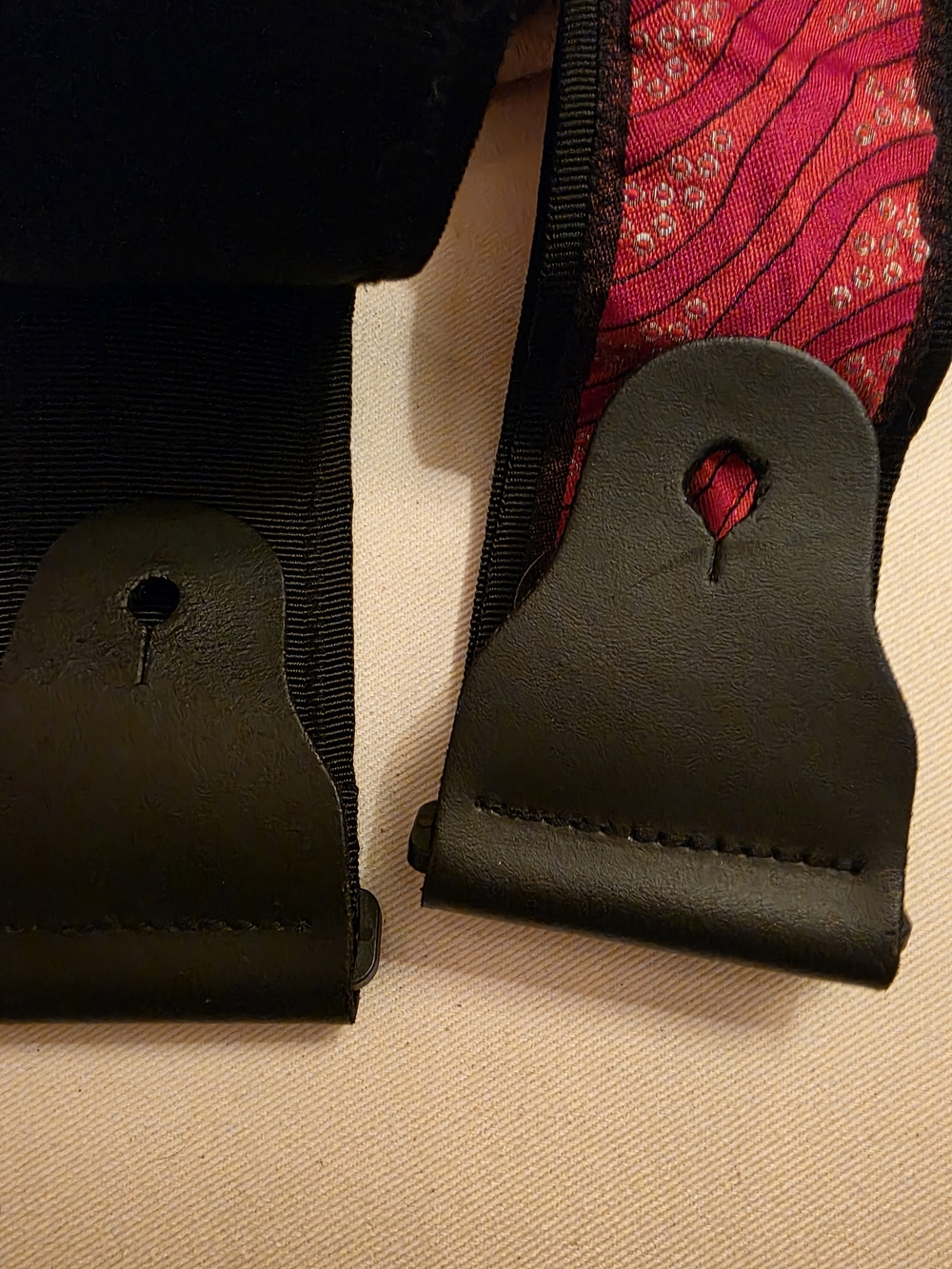 Red Patterned Guitar/ Mandoline Strap - Picture 4 of 5